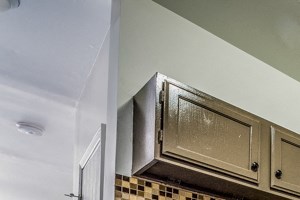 1501 E 68th St Apartments Chicago Kitchen